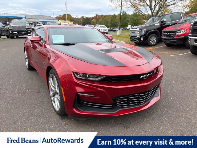 Used 2022 Chevrolet Camaro SS RWD image 1