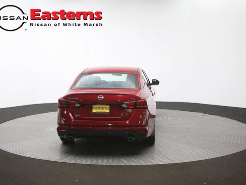 Used 2024 Nissan Altima 2.5 SR w/ SR Premium Package FWD image 36