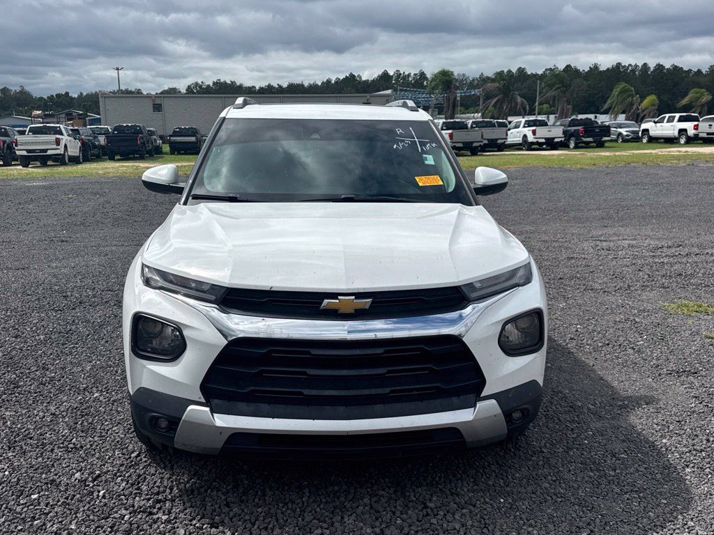 Used 2022 Chevrolet TrailBlazer LT w/ Sun and Liftgate Package FWD image 8