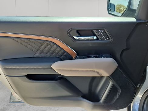 New 2026 GMC Canyon Denali AWD/4WD image 31