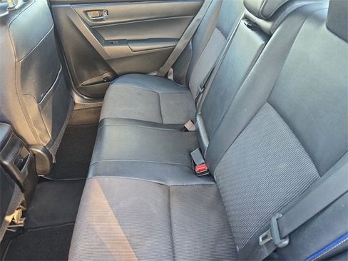 Used 2018 Toyota Corolla SE image 11