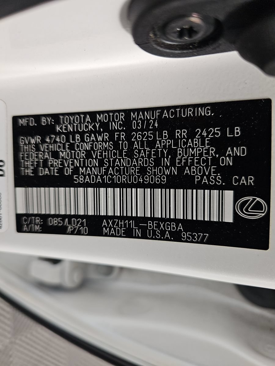 Used 2024 Lexus ES 300h w/ Premium Package FWD image 29