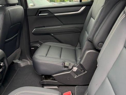 New 2026 GMC Acadia Elevation w/ Black Edition FWD image 16