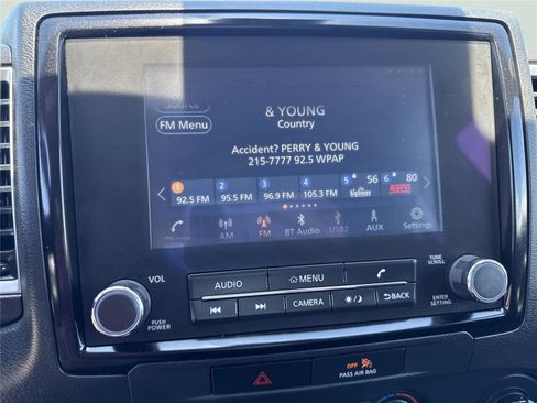 Used 2022 Nissan Frontier SV w/ Technology Package RWD image 24