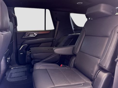 Used 2025 GMC Yukon Denali image 15