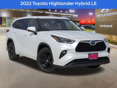 Used 2022 Toyota Highlander LE