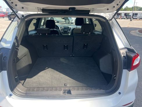 Used 2018 Chevrolet Equinox LT FWD image 19