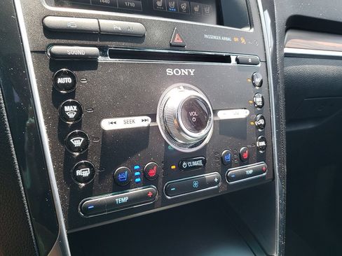 Used 2016 Ford Explorer Limited AWD/4WD image 25