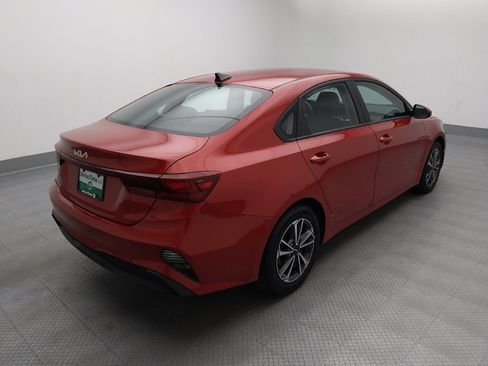 Used 2023 Kia Forte LXS FWD image 9