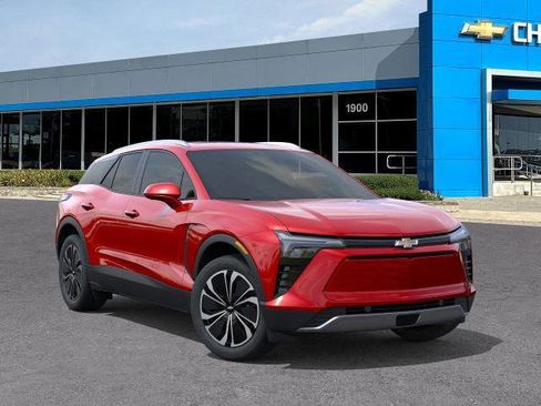 New 2026 Chevrolet Blazer EV LT image 7