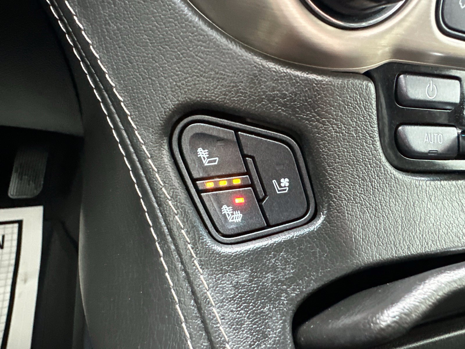 Used 2019 GMC Yukon Denali w/ Open Road Package AWD/4WD image 63