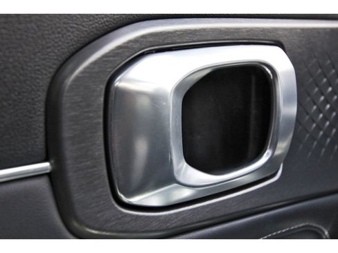 Certified 2023 Kia Sorento SX FWD image 21