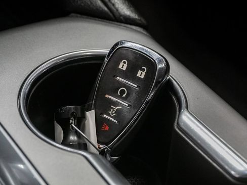 Used 2019 Chevrolet Blazer LT FWD image 24