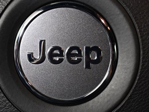 Used 2020 Jeep Grand Cherokee Trailhawk AWD/4WD image 36