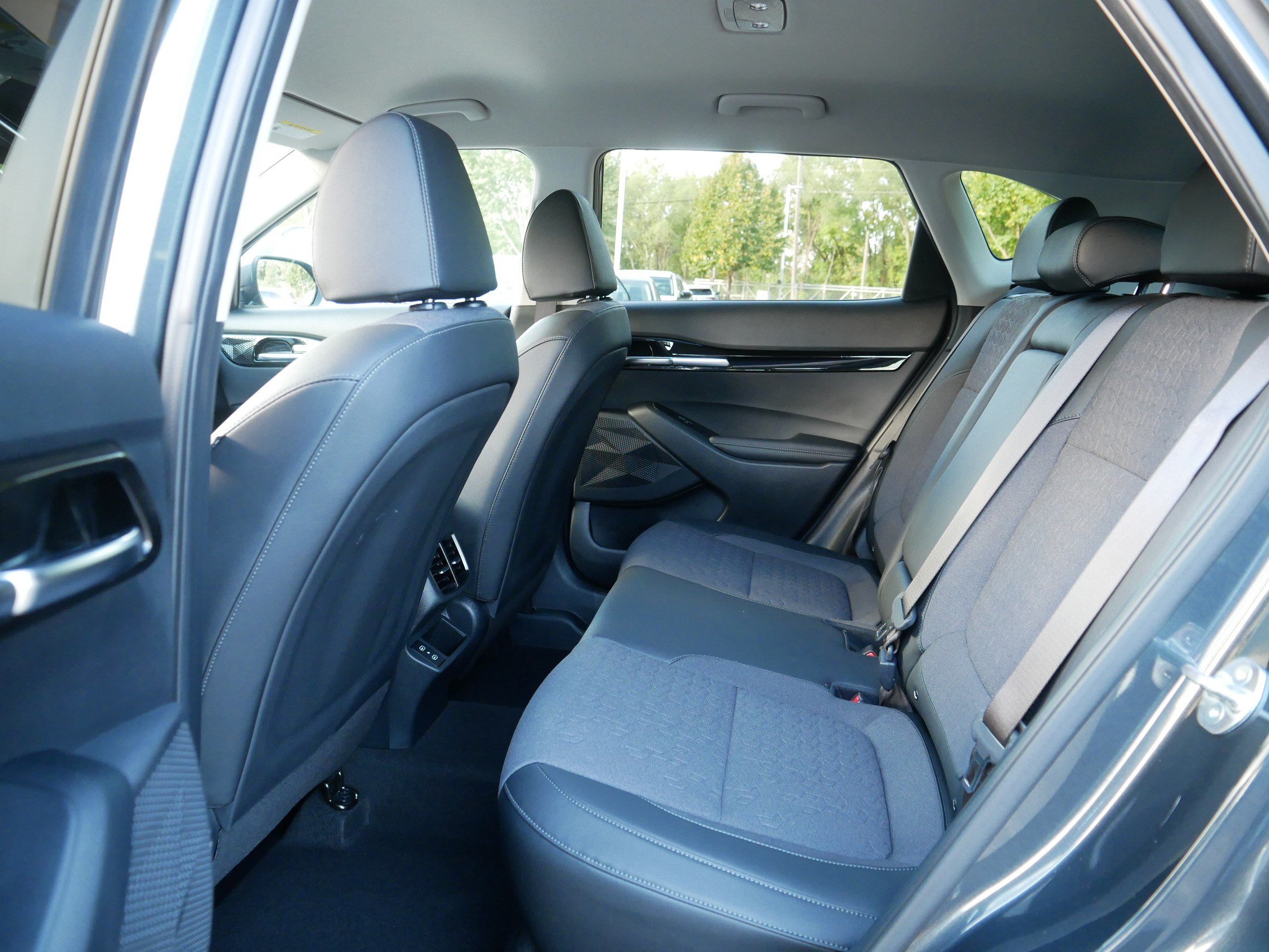 Certified 2024 Kia Seltos S AWD/4WD image 35