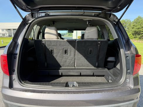 Used 2018 Honda Pilot EX image 14