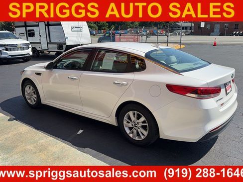 Used 2016 Kia Optima LX FWD image 3