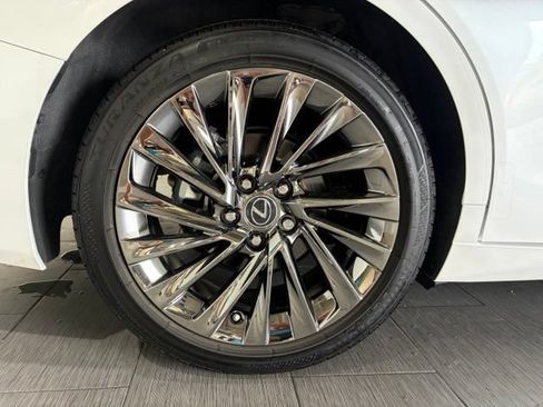 Used 2025 Lexus ES 300h Ultra Luxury w/ Accessory Package (Z1) FWD image 24