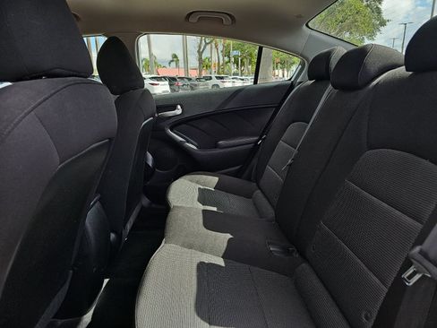 Used 2018 Kia Forte LX FWD image 13
