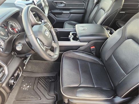 Used 2023 RAM 1500 Laramie AWD/4WD image 19