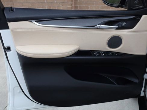 Used 2018 BMW X5 xDrive40e image 13