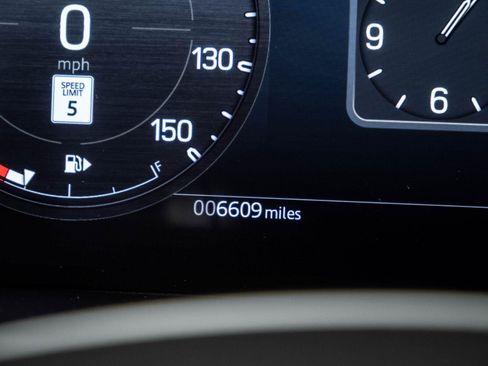 Used 2026 Land Rover Defender 110 S AWD/4WD image 12