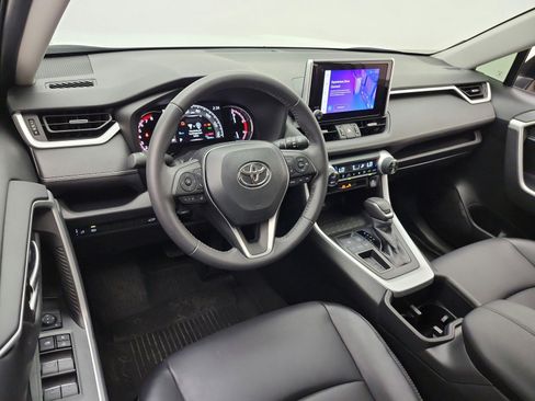 Used 2023 Toyota RAV4 XLE Premium FWD image 14