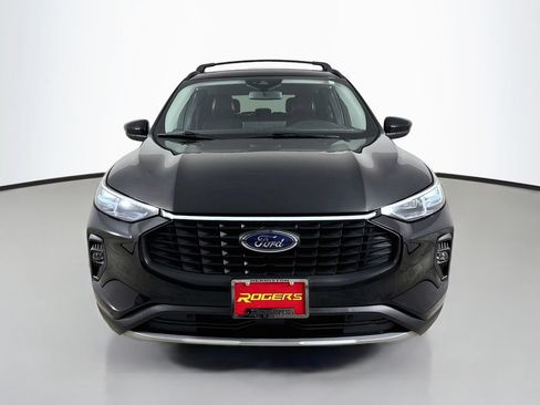 Used 2025 Ford Escape Platinum AWD/4WD image 2