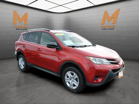 Used 2015 Toyota RAV4 LE image 5