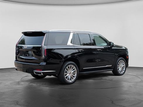 Used 2021 Cadillac Escalade Premium Luxury AWD/4WD image 7