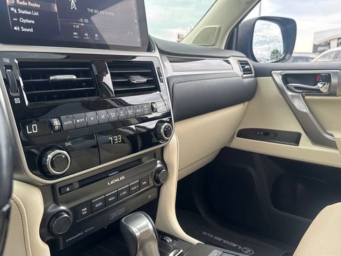Used 2023 Lexus GX 460 Premium w/ Premium Plus Package AWD/4WD image 24