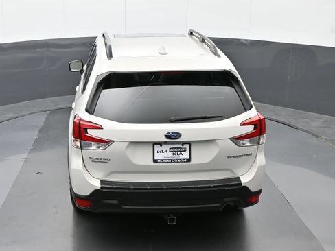 Used 2021 Subaru Forester Premium AWD/4WD image 36