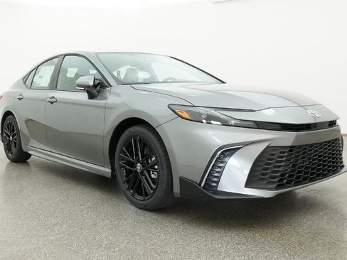 New 2026 Toyota Camry SE FWD image 29