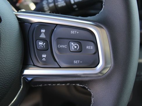 New 2026 Jeep Wrangler Unlimited Sahara w/ Whitecap Package AWD/4WD image 27