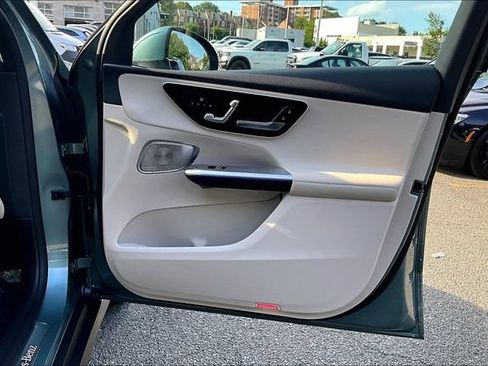 Used 2026 Mercedes-Benz GLC 300 4MATIC image 19