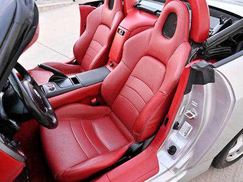 Used 2003 Honda S2000 image 26