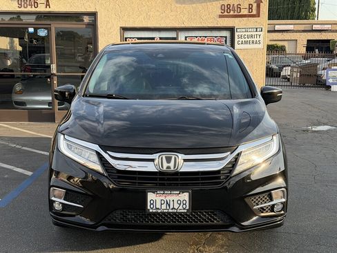Used 2019 Honda Odyssey Elite image 2