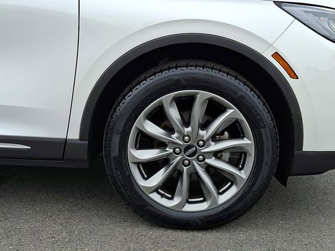 Certified 2022 Lincoln Corsair AWD w/ Premium Package image 8