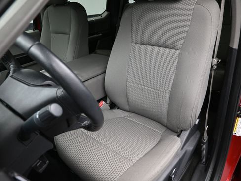 Used 2015 Ford F150 XLT w/ Equipment Group 302A Luxury image 20