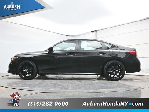 Used 2023 Honda Civic Sport image 19