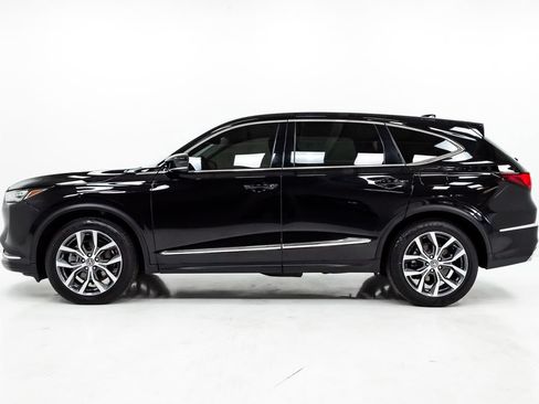 Used 2024 Acura MDX SH-AWD w/ Technology Package image 31
