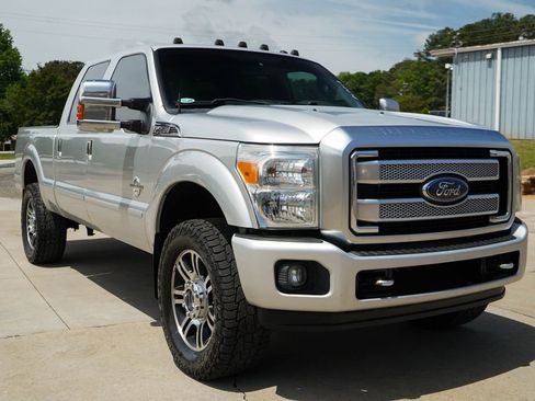 Used 2015 Ford F350 Platinum w/ Snow Plow Prep Package AWD/4WD image 37