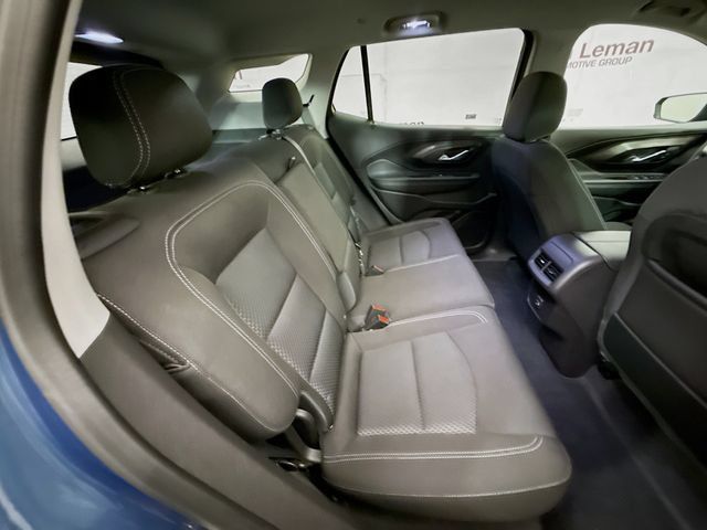 Used 2024 GMC Terrain SLE FWD image 26