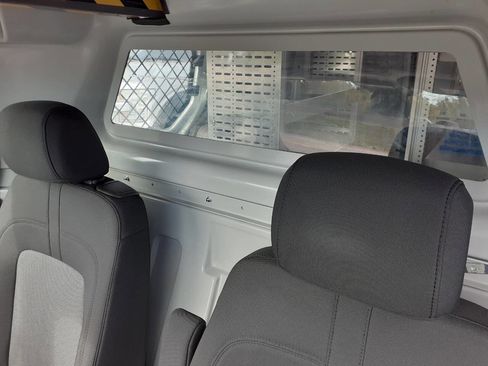 Used 2019 Ford Transit Connect XL image 18