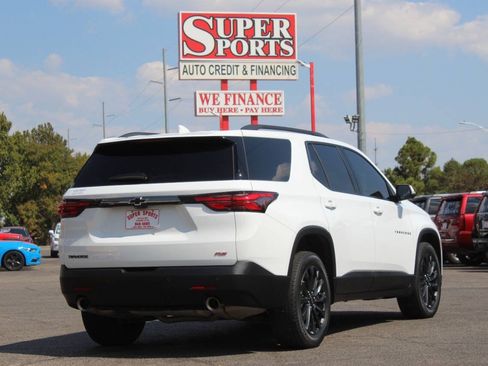 Used 2022 Chevrolet Traverse RS FWD image 4