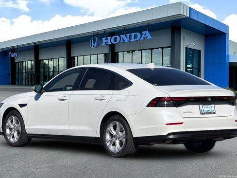 New 2026 Honda Accord LX image 10