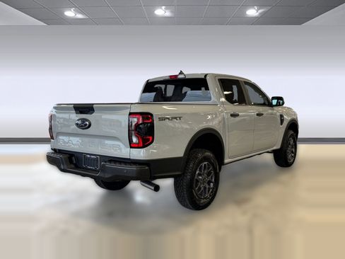 New 2026 Ford Ranger XLT w/ Equipment Group 301A High image 9
