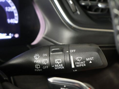 Used 2024 Jeep Grand Cherokee Limited AWD/4WD image 40