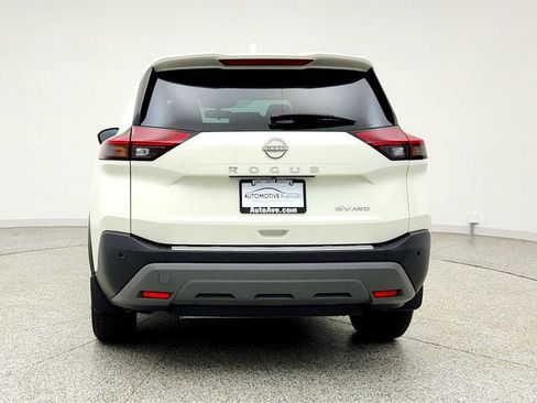 Used 2023 Nissan Rogue SV AWD/4WD image 6
