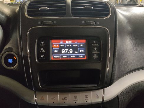 Used 2018 Dodge Journey SE w/ Popular Equipment Group image 25